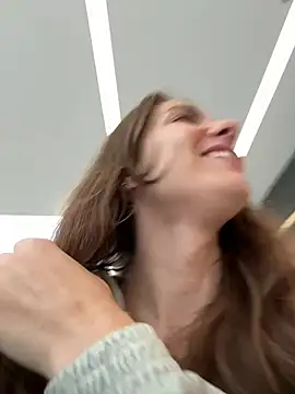 MariiD 라이브 XXX 채팅