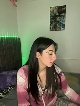 junorise23's Live XXX Chat