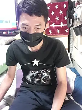 Christopher1024 即時 XXX 聊天
