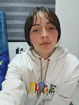 Chat +18 de little_siin_ ao vivo