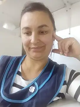 PolarLights35's Live XXX Chat