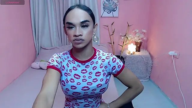 VivienneLuxe 网络视讯表演