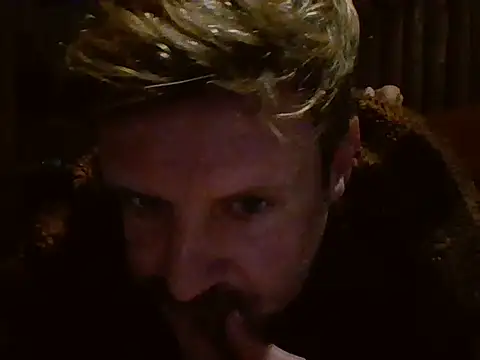 XXX chat uživo modela Thiago_model