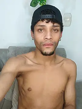 XXX chat uživo modela Ryan_Duppont