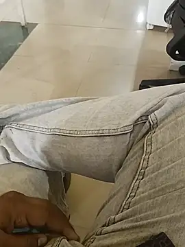 healthyguy175 élő XXX-chatje