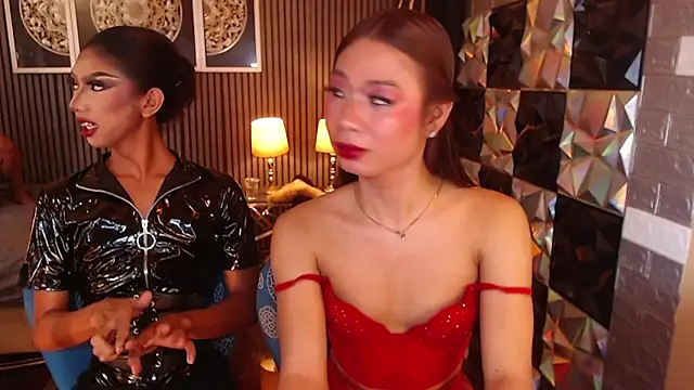 AudreyMilesTrans live XXX chat