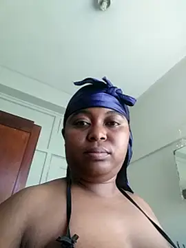 AcetousAbb Adlı Modelin Canlı XXX Sohbeti