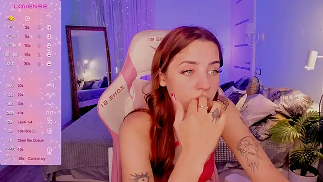 Chat +18 de CharliGrace_ ao vivo