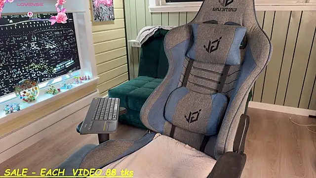 SandyChris live XXX chat