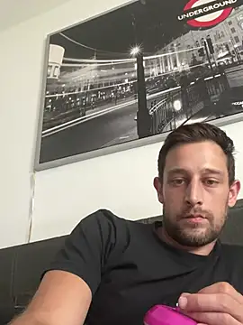 Fitboy1992n Live XXX chat