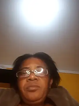 XXX chat uživo modela zeebighips