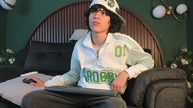 Diamond_twink: онлайн-секс-чат