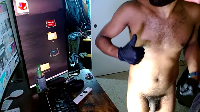 Gl0vedL0ver webkamerás műsora