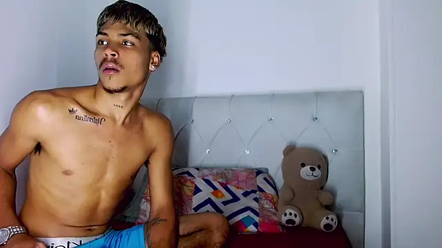 Онлайн чат XXX Angel_foxc13