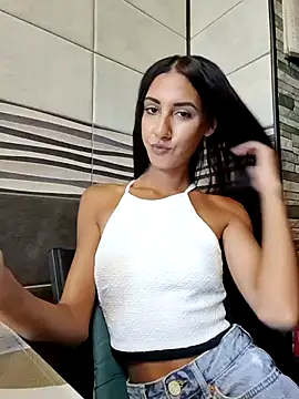 Andreea_C live XXX chat