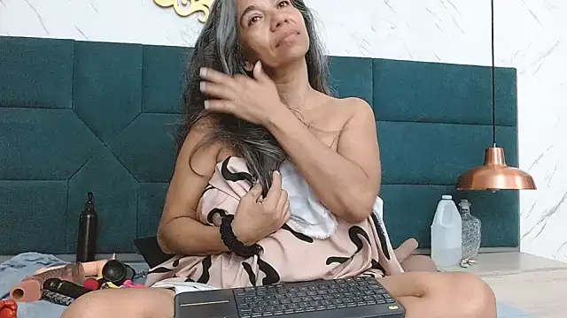 chanel_grant Obrolan Langsung XXX
