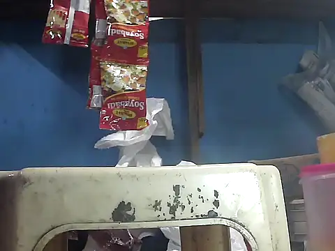 Živý XXX chat Precumking1