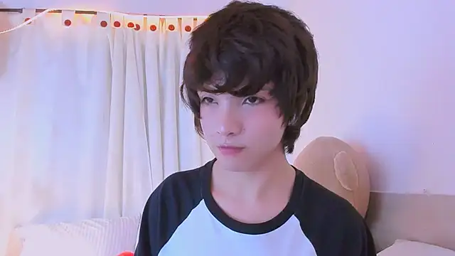Sweet_Allan Adlı Modelin Canlı XXX Sohbeti