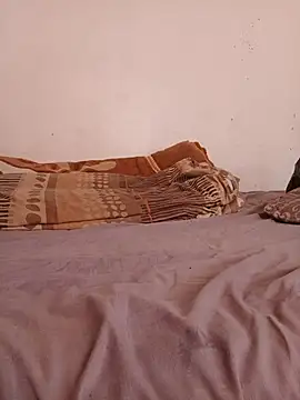 PussyPounderBlackD: διαδικτυακό σόου στην κάμερα