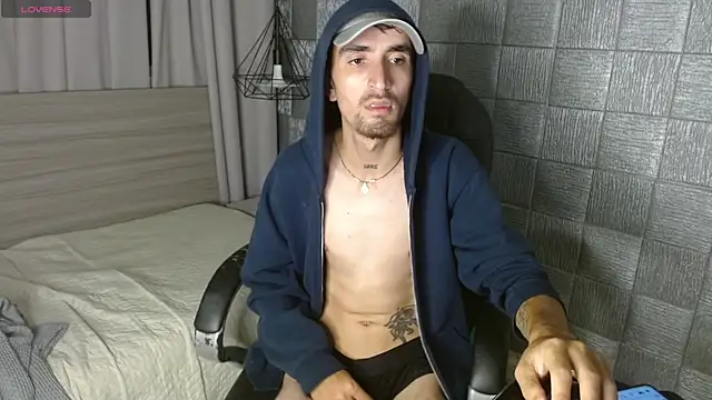 MykeCastle Chat XXX in diretta