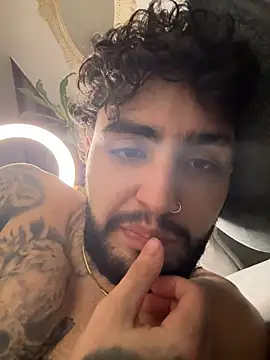 pablo_veelez Chat XXX in diretta