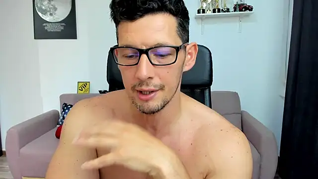 Chat XXX Live BrutusK08