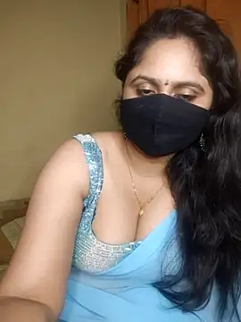 Czat XXX na żywo – Sravvi499