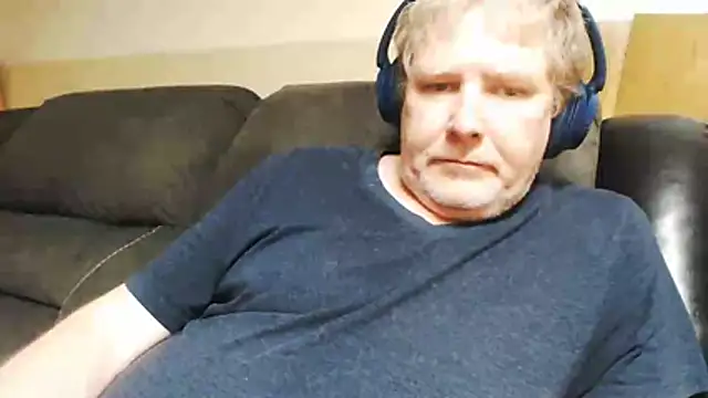 BrisonChase élő XXX-chatje
