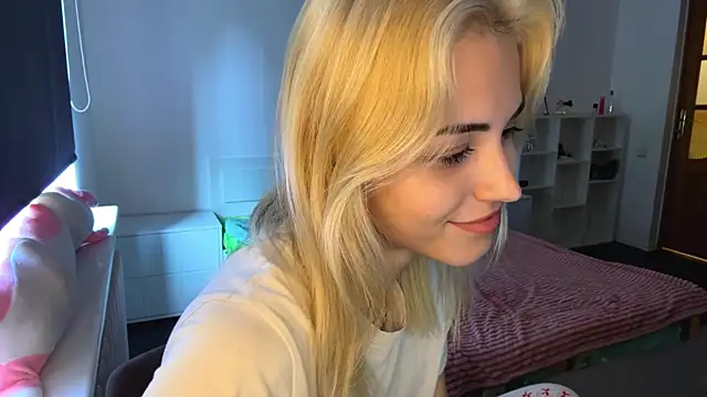 neweva_ – Naživo XXX chat