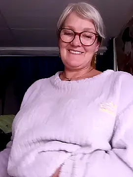 irinamaux – Naživo XXX chat
