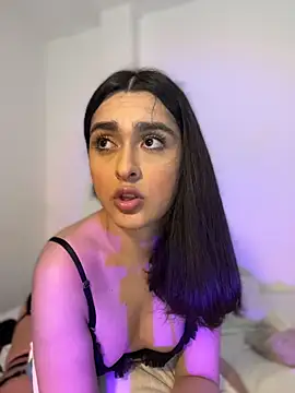 Chat XXX en directo de MiahWindsor