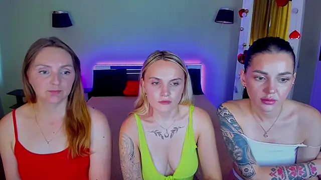 MagicEyess' Live XXX Chat