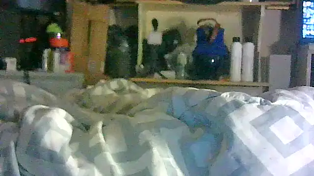 دردشة CR3M3_FIR3 الجنسية المباشرة