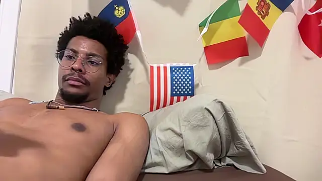 HoleBreeder's Live XXX Chat