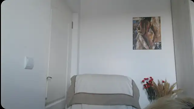 XXX chat uživo modela Divineblond