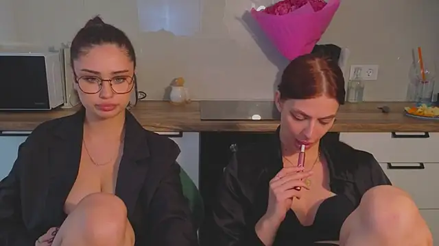 Sofia_Plump Шоу с уебкамера