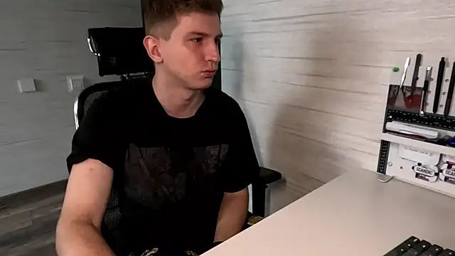 Einar_Nut 现场XXX聊天