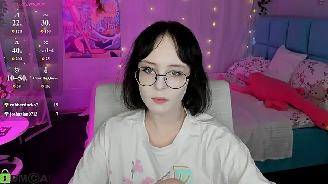 Lilac-Muse's Live XXX Chat