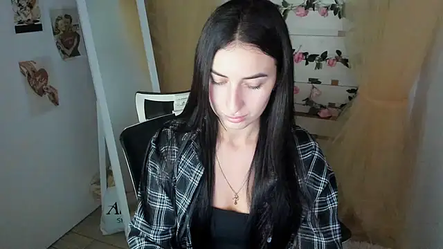 Star_Emily_ Live XXX-chat