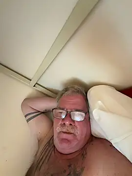 Caesar_Baxter Live XXX Chat