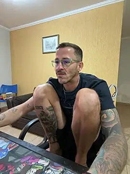 Chat +18 de MeladoDiMel ao vivo