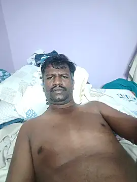 Paramkeerthi: απευθείας συνομιλία ΧΧΧ