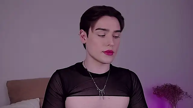 XXX chat uživo modela RobbyCharming