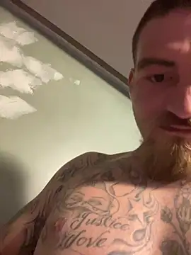 Rifio19786 Show in webcam