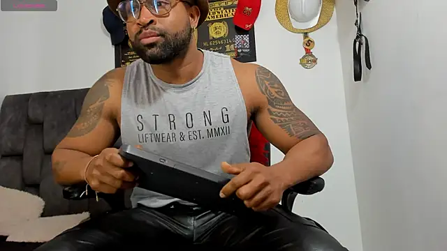 MattRodriguez9 Live XXX-chat