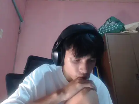 Kyoshi_19 Chat XXX in diretta