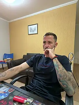 Chat +18 de MeladoDiMel ao vivo
