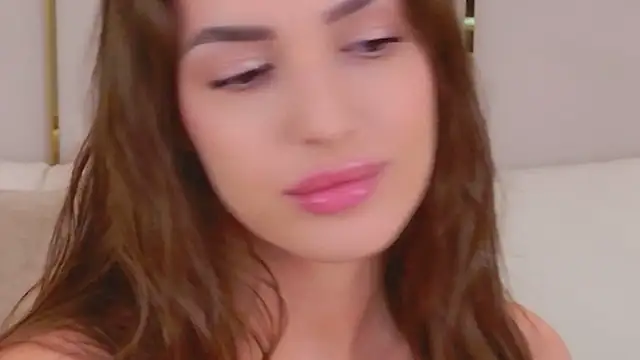 BellaHalles Chat XXX in diretta
