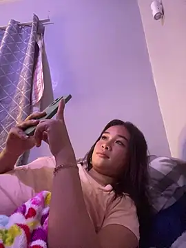 Chat +18 de ShinningEthene ao vivo