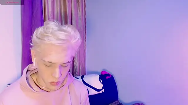 DannyParker_ Live XXX Chat